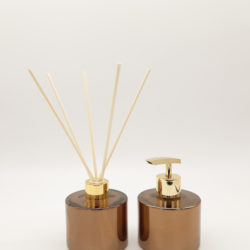 Kit difusor e porta sabonetes em vidro cilíndrico bronze