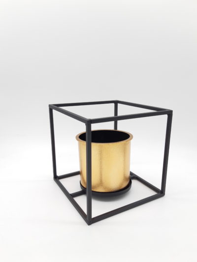 Vaso cobre com base geométrica em metal preto