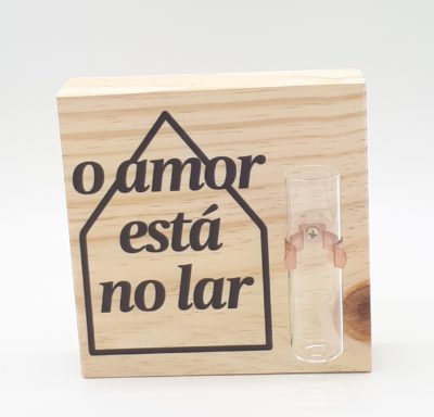 Mini quadro pinus decor O amor está no lar